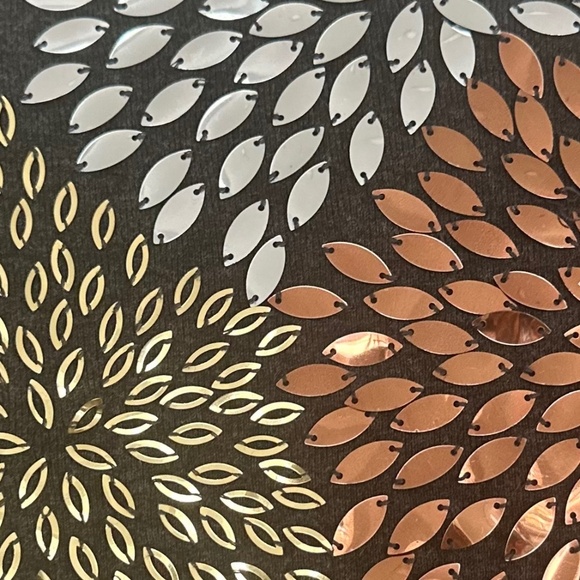 Tory Burch Long Sleeve Dark Grey T with awesome starburst embellishment - Size M - Picture 4 of 8